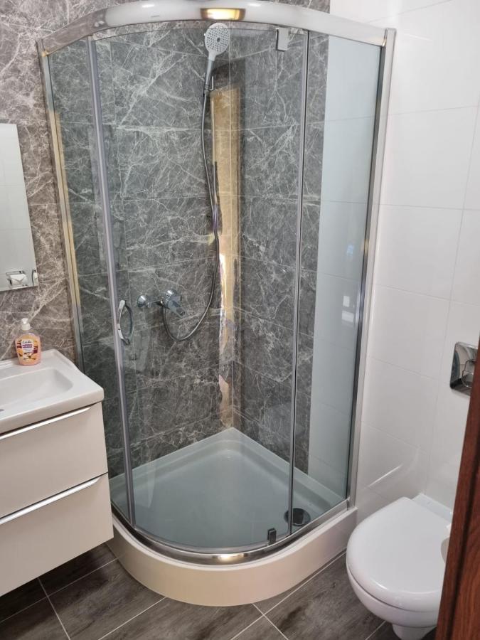 Dom Na Ubocy Apartment Gron Bagian luar foto